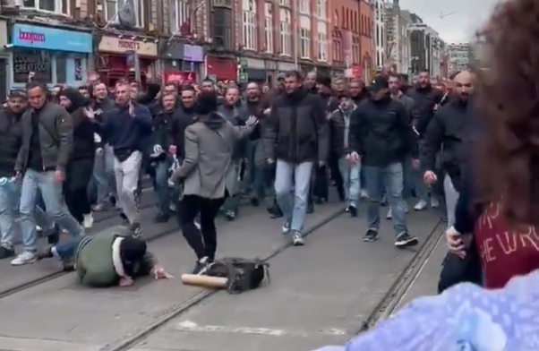 Imagini ”tulburătoare și greu de suportat”. N-au ținut cont de nimic pe stradă: ”Condamnăm aceste incidente”