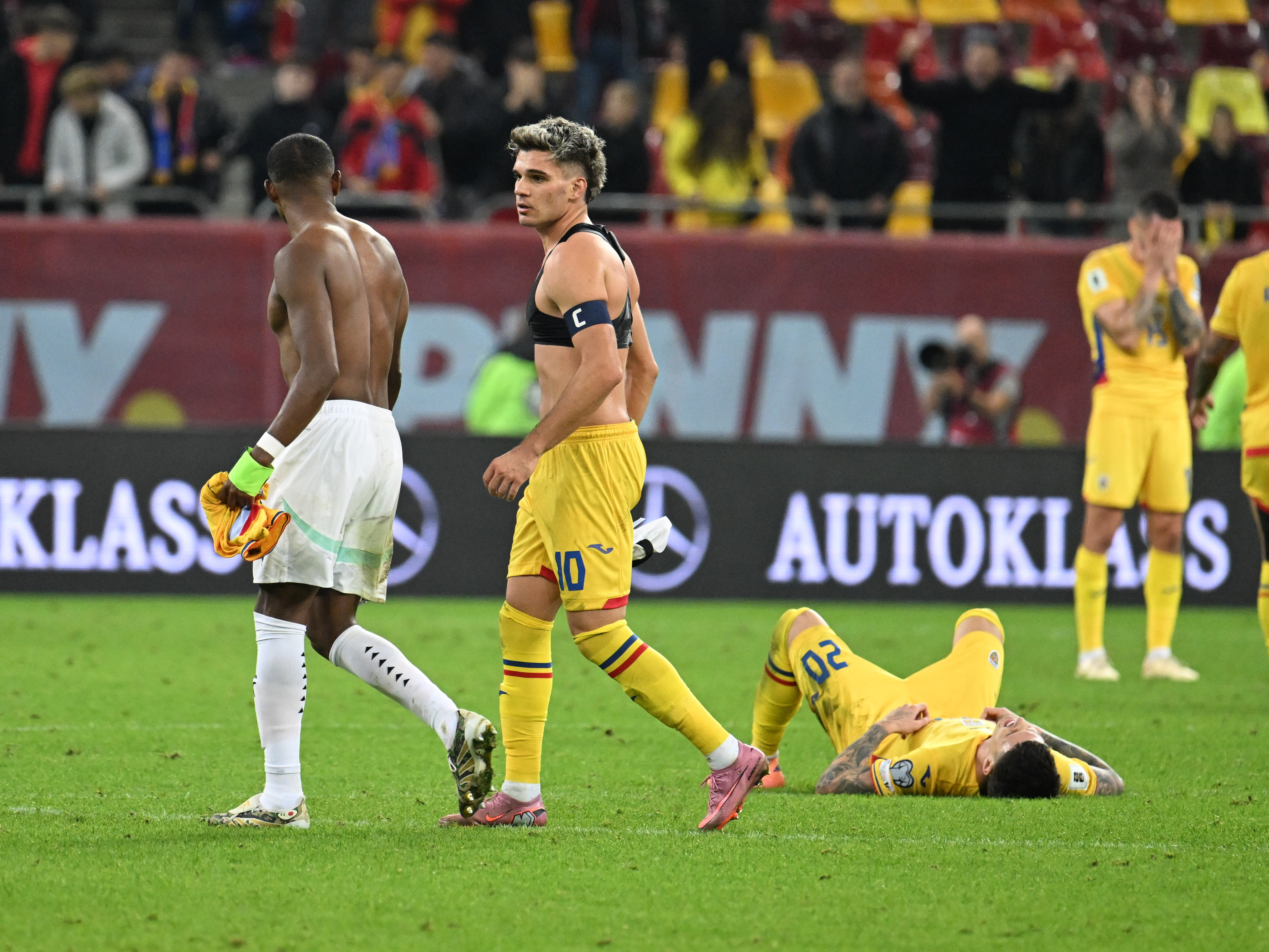 OUT! A aflat că va fi dat afară chiar după România - Austria