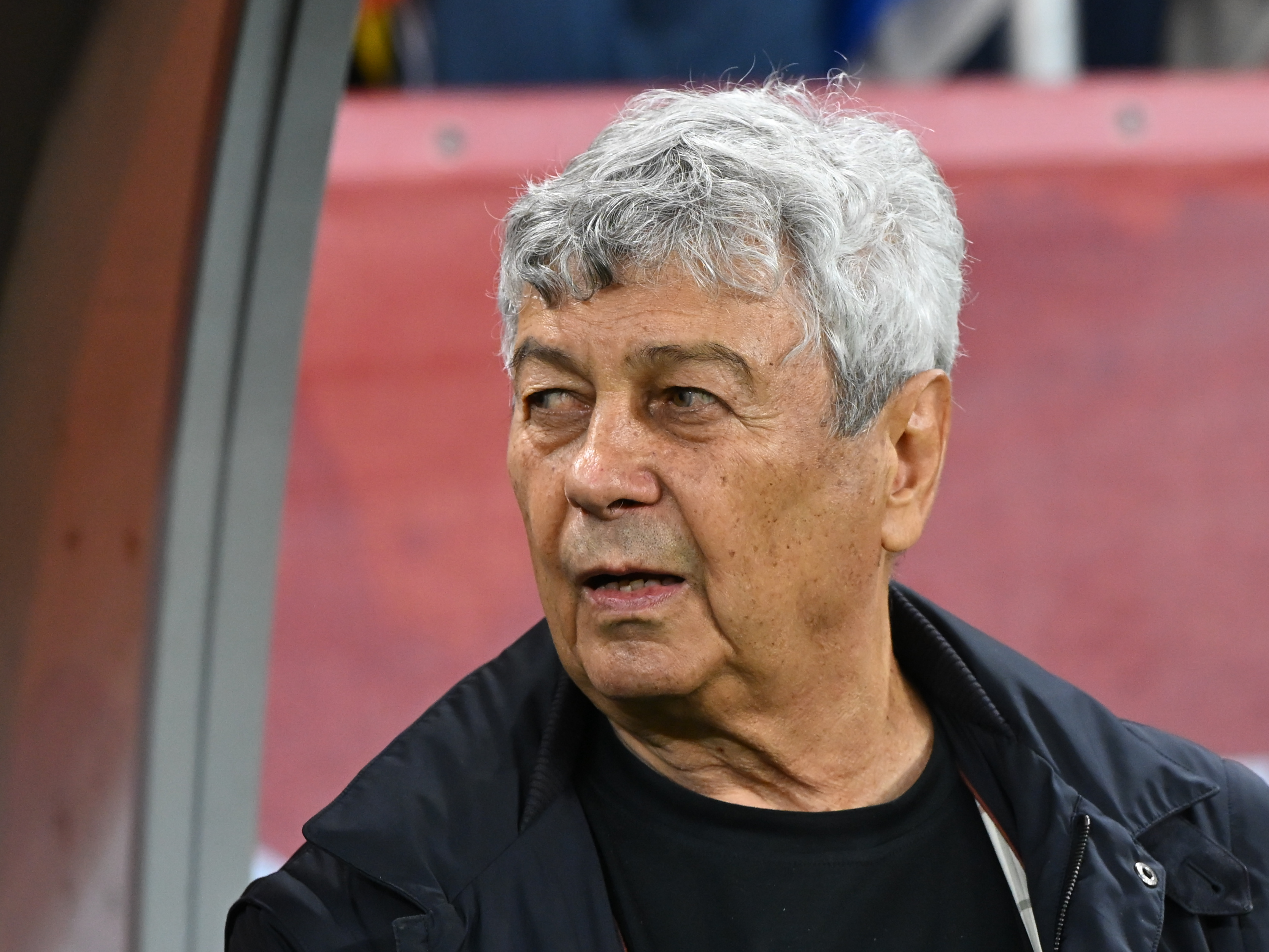 Imagine Stire Premieră în 2026! Mircea Lucescu, așteptat la stadion la un meci din SuperLiga. Ce jucători merge să urmărească | 2review.ro