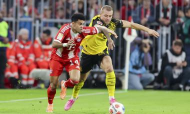 FC Bayern MĂĽnchen v Borussia Dortmund - Bundesliga