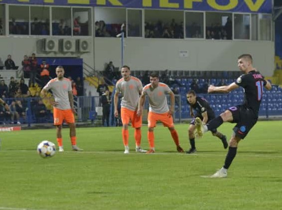 Metaloglobus - FCSB 0-1, ACUM, în direct pe Digi Sport 1. GOL! Florin Tănase a transformat un penalty