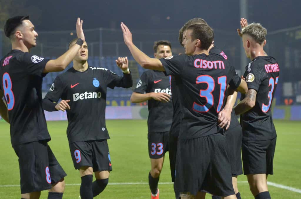 Concluziile după prima repriză din Metaloglobus - FCSB: ”Probleme”