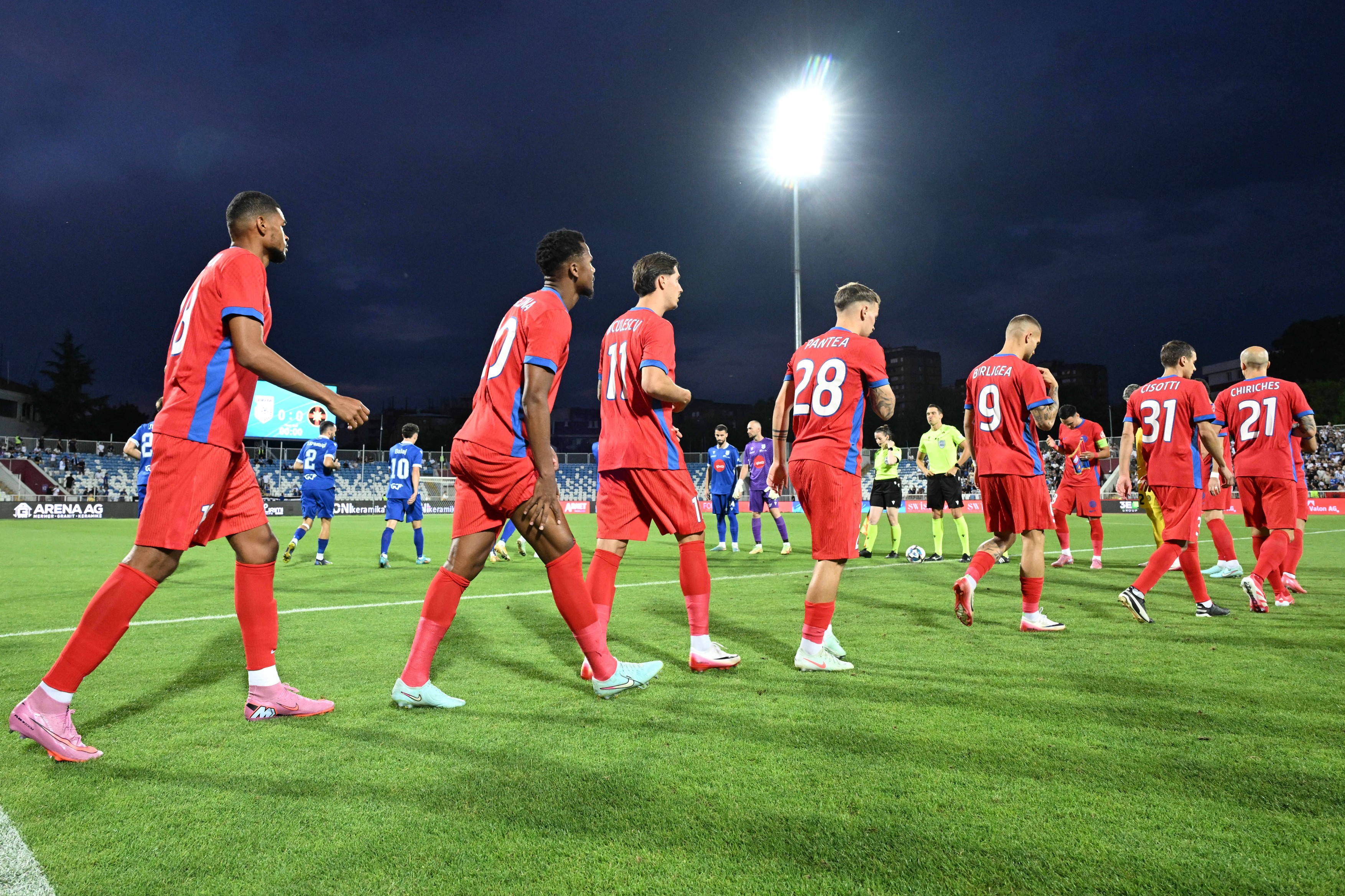 Variantele lui Gigi Becali pentru meciul cu Bologna! Poate face o nouă improvizație la FCSB