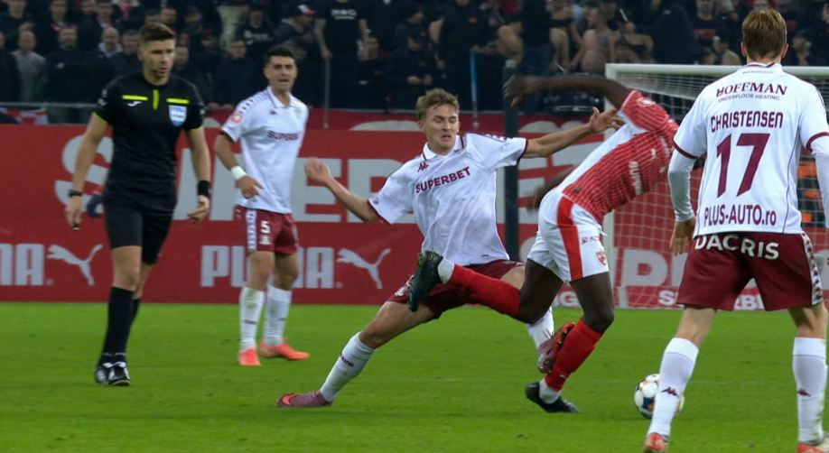 Cătălin Vulturar a fost eliminat din Dinamo - Rapid! Giuleștenii, fără U21 în teren: ce spune regulamentul