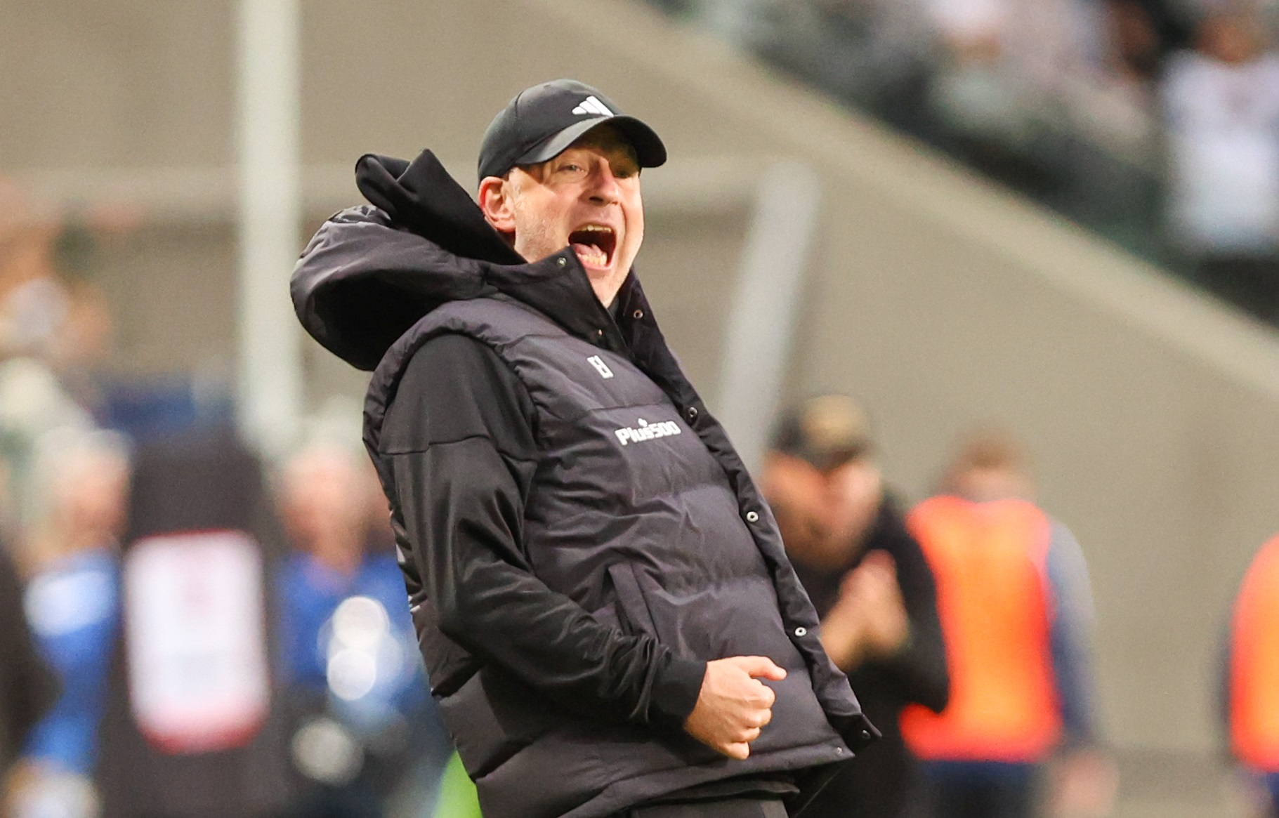 Legia și-a dat afară și interimarul! Haos la fostul club al lui Edi Iordănescu