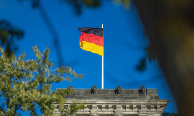 Goldener Herbst im Regierungsviertel.