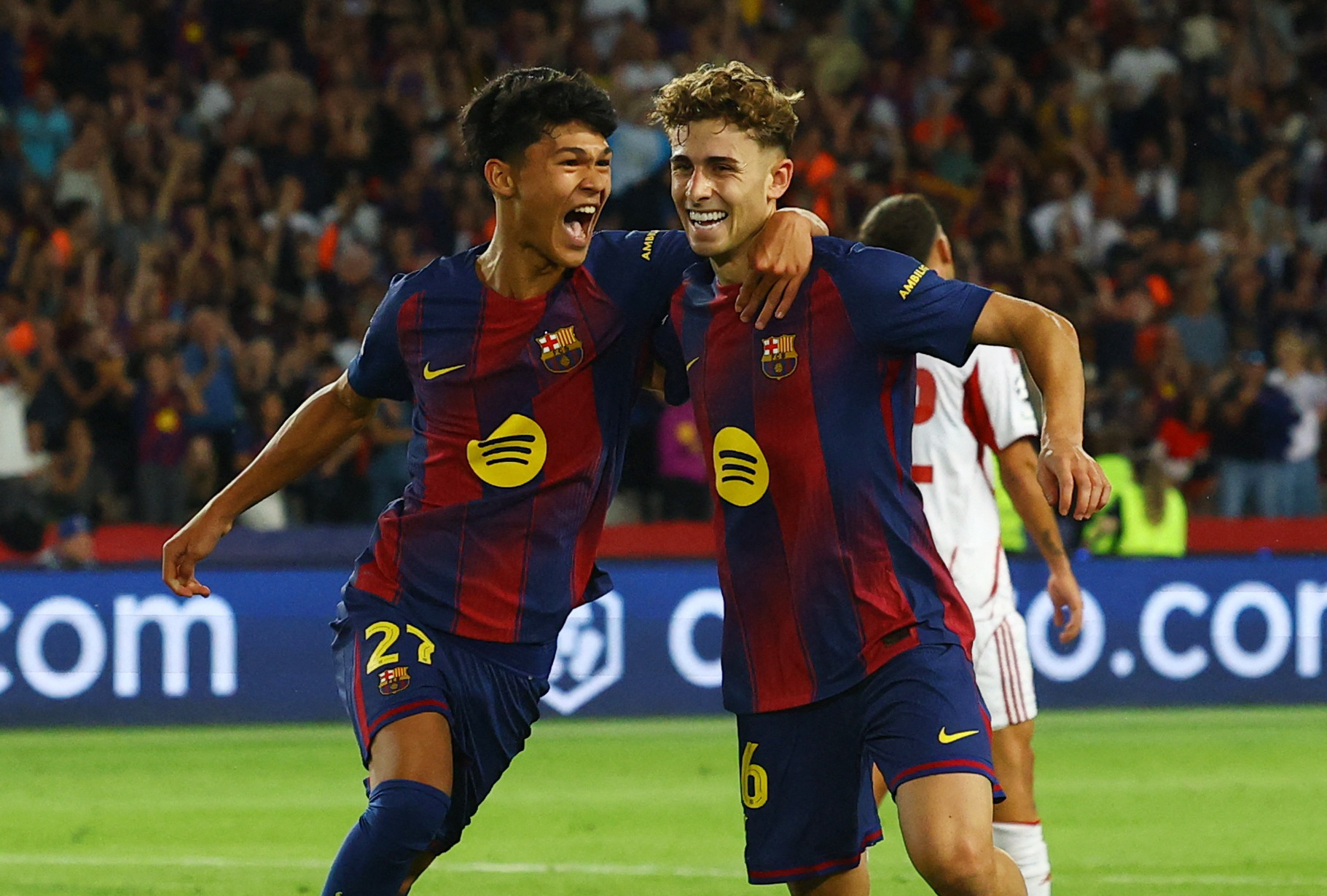 Dro Fernandez a intrat în istorie la primul meci pentru Barcelona în Champions League