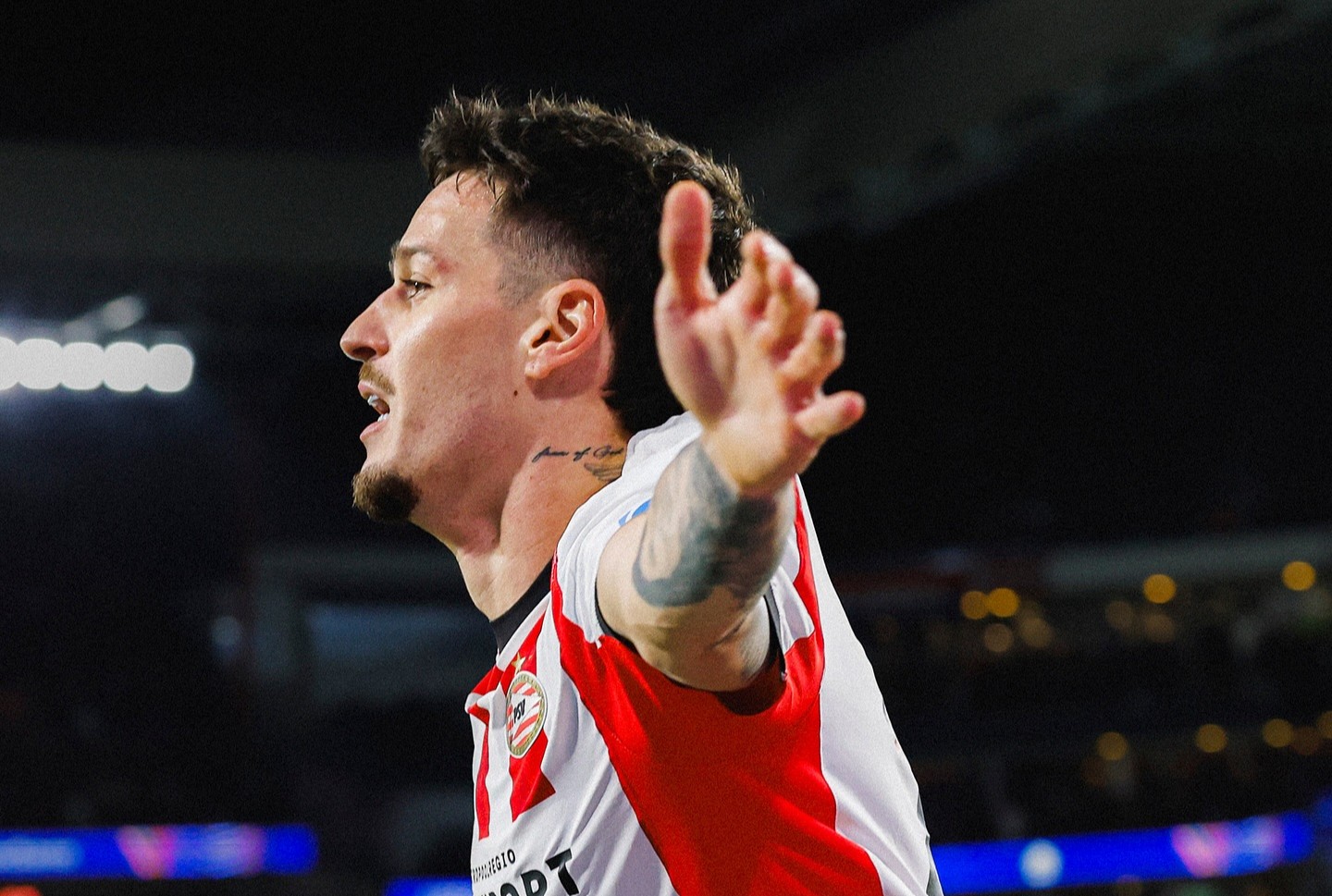 Imagine Stire Dennis Man, aproape să intre în istoria celor de la PSV! Ce trebuie să se întâmple la următorul meci | 2review.ro