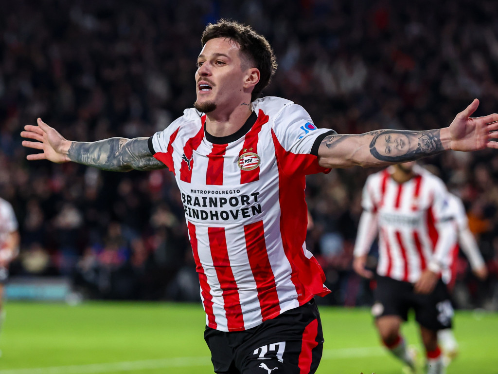 Italienii îl regretă pe Dennis Man! Cum l-au numit, după ce a marcat din nou pentru PSV