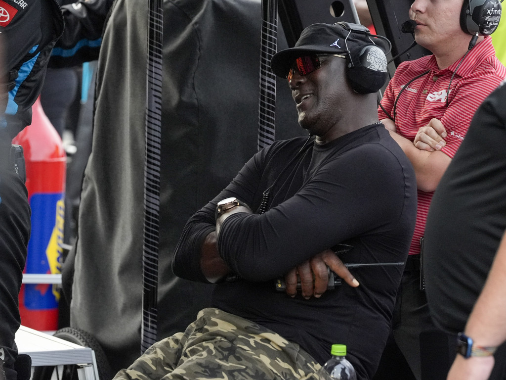 Legendarul Michael Jordan revine în prim-plan! Cum arată, la 62 de ani: "N-am mai atins o minge de baschet de mulţi ani"