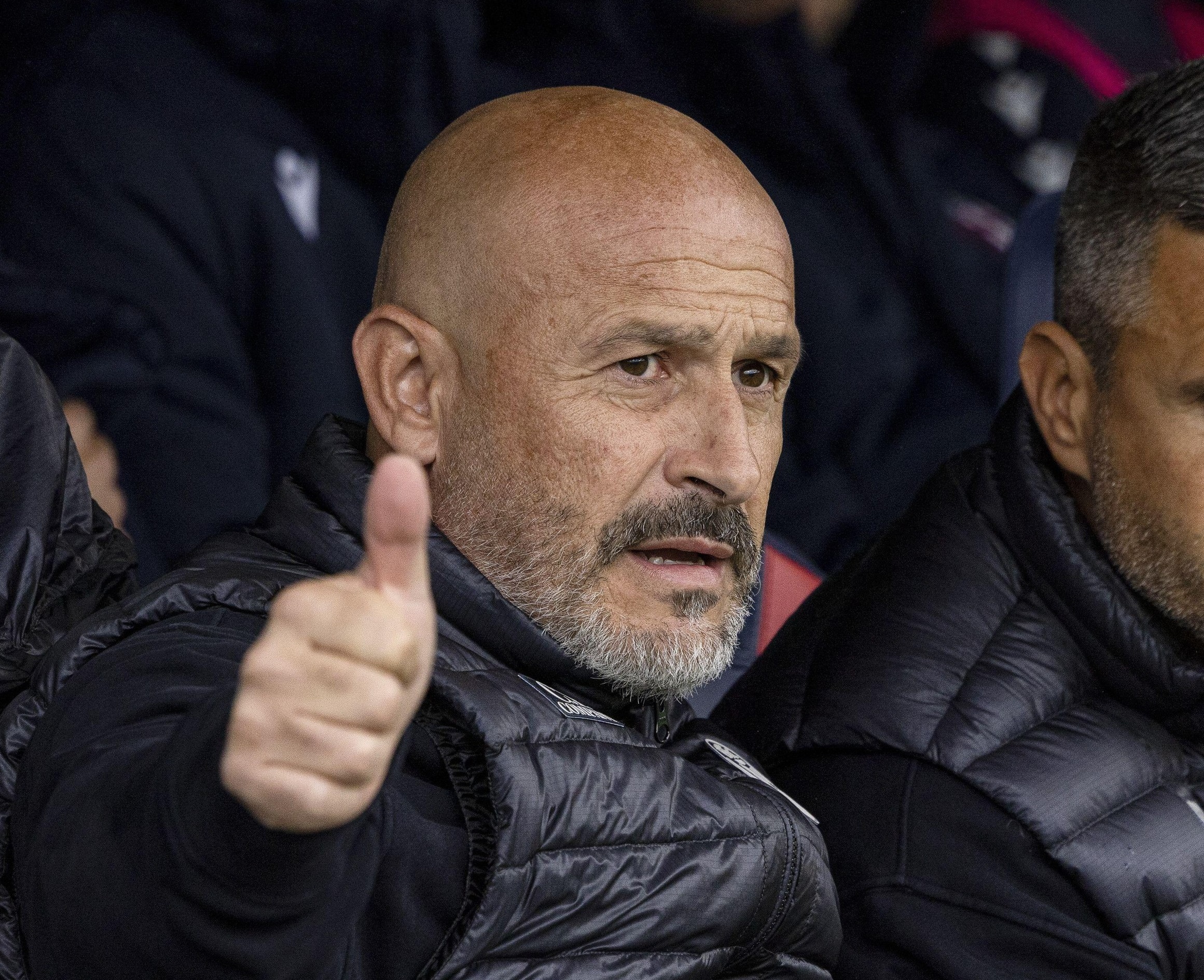 “Nu lăsați garda jos”. De pe patul de spital, antrenorul lui Bologna a intervenit înaintea meciului cu FCSB