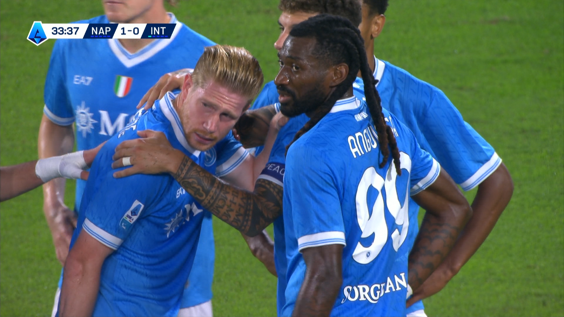 ”N-am mai văzut așa ceva”. Imagini greu de privit sub ochii lui Cristi Chivu, la Napoli - Inter