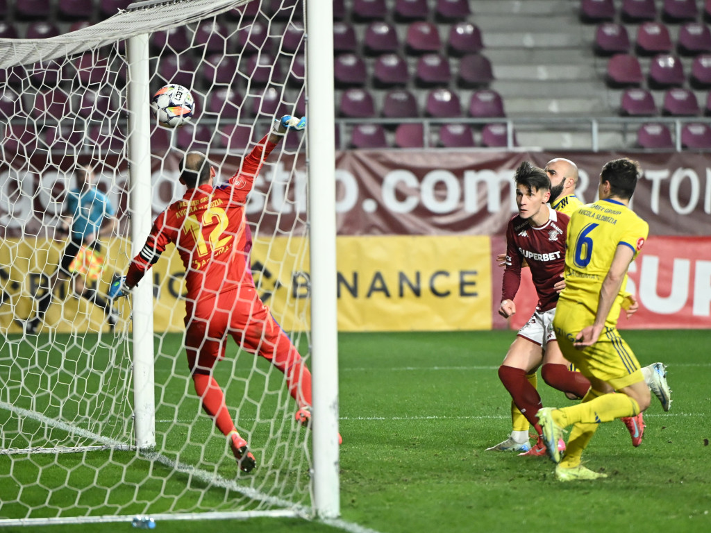 Rapid - Unirea Slobozia, LIVE VIDEO, 20:30, Digi Sport 1. Locul 2 vs. locul 8 din SuperLiga
