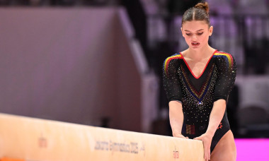 Jakarta, Indonesia. 21st Oct, 2025. GOLGOTA Denisa (ROU) beam during 53rd FIG Artistic Gymnastics World Championships 2° day women qualification, Gymnastics in Jakarta, Indonesia, October 21 2025 Credit: Independent Photo Agency/Alamy Live News