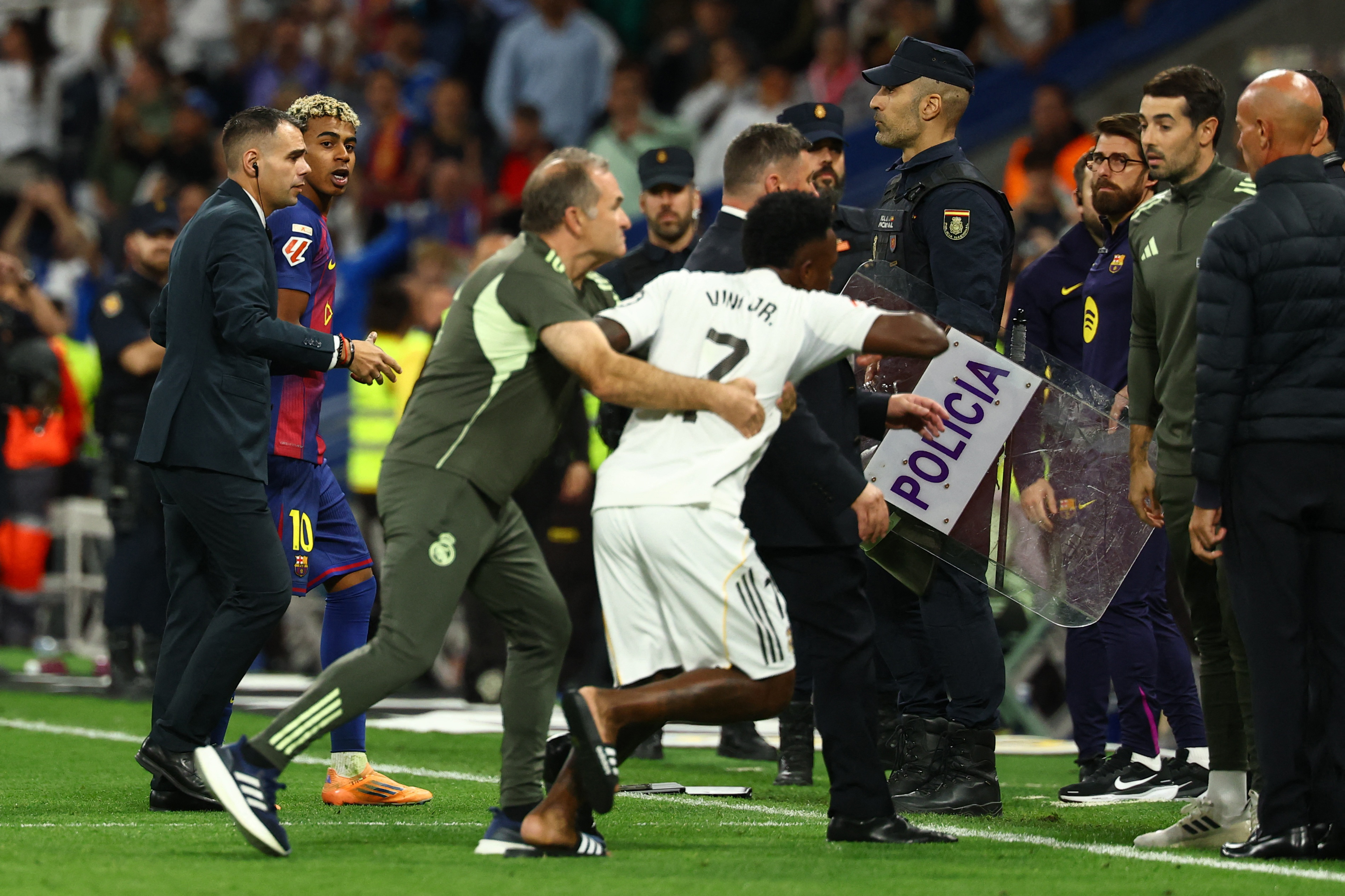 Real Madrid face contestație după scandalul din El Clasico