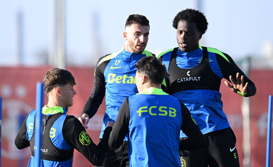 Premieră: e titular la FCSB! Primul 11 al roș-albaștrilor la meciul cu Gloria Bistrița din Cupă