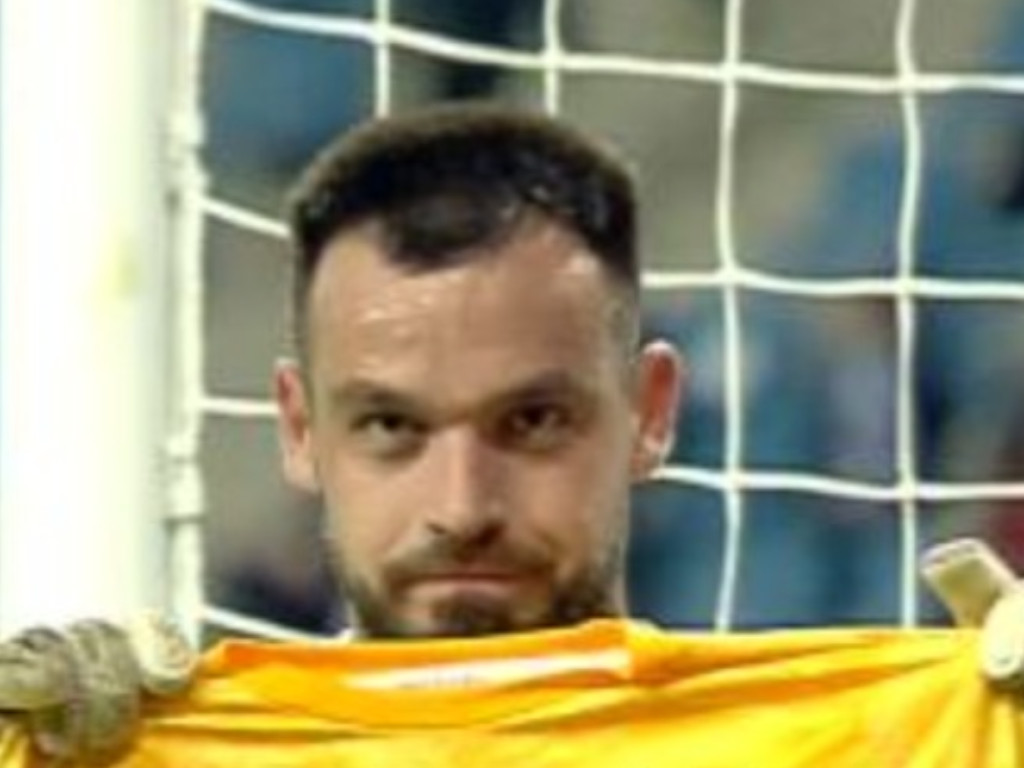 Jucătorul Sănătății Cluj nu a uitat-o pe FCU. Ce a arătat în fața camerelor, pe Ion Oblemenco