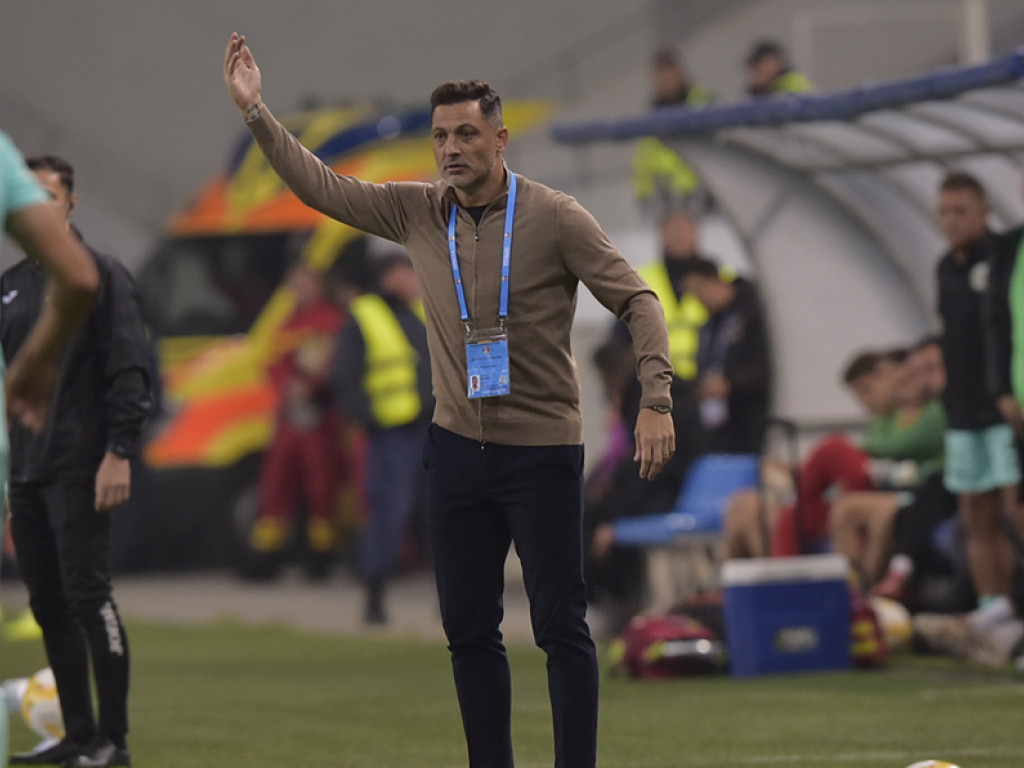 Întrebat despre viitorul său la Universitatea Craiova, Mirel Rădoi a dat un răspuns neașteptat: ”Am vreo responsabilitate?”