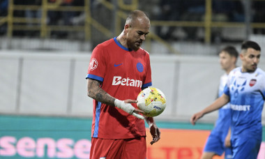 Screenshot 2025-11-01 at 23.54.30