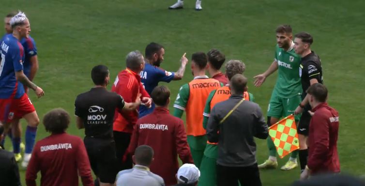 Scandal după ce Steaua a pierdut cu Dumbrăvița! Daniel Oprița s-a dus "glonț" către un jucător advers