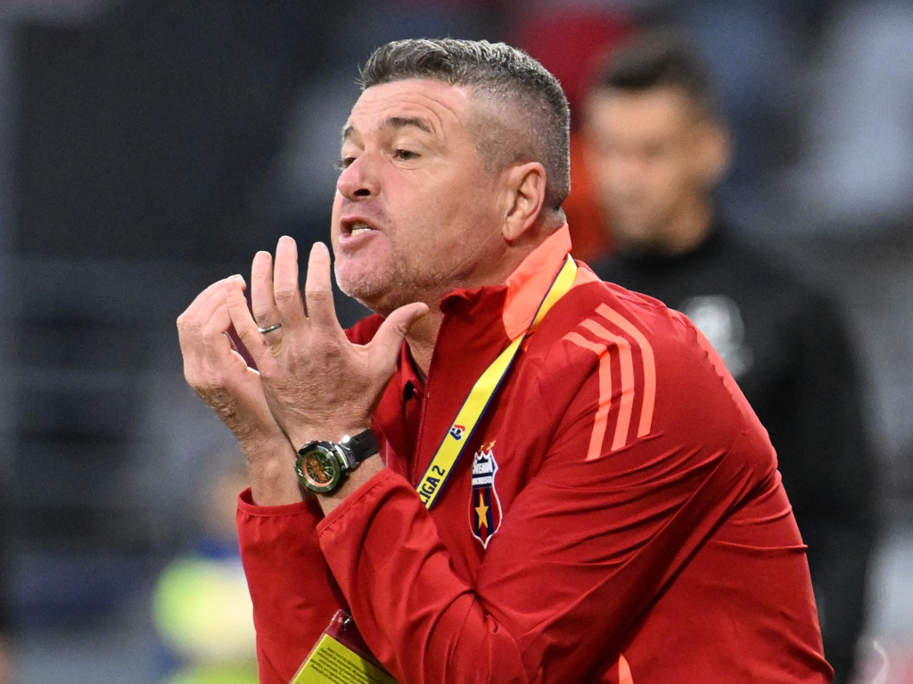 Daniel Oprița a izbucnit nervos în timpul meciului Steaua - Dumbrăvița: "A făcut niște semne"