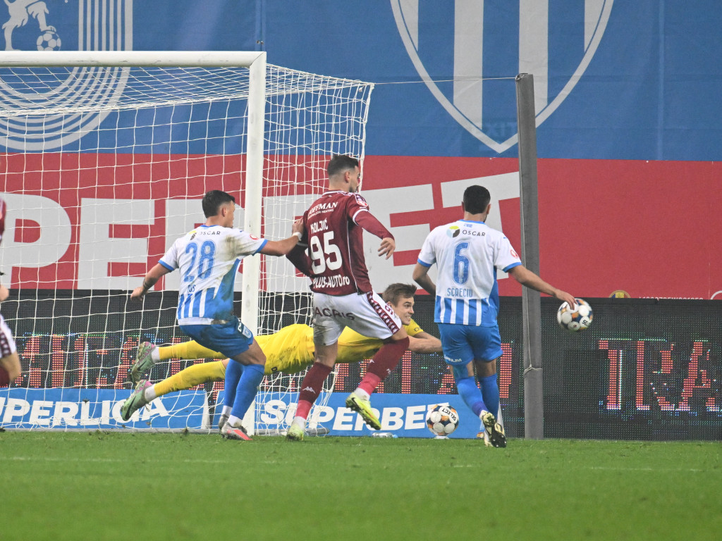 A fost pe teren în ”nebunia” de meci Universitatea Craiova - Rapid 2-2 și a recunoscut: ”Nu am înțeles nimic!”