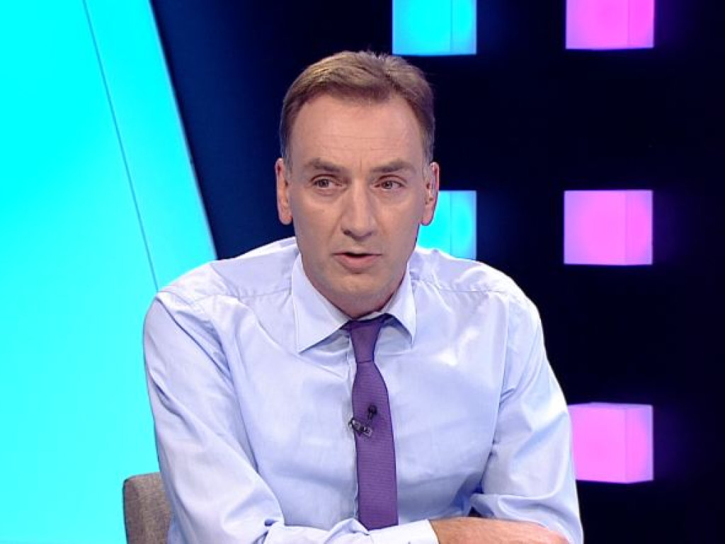 Radu Naum: ”De fiecare dată mă întreb ce gândește”