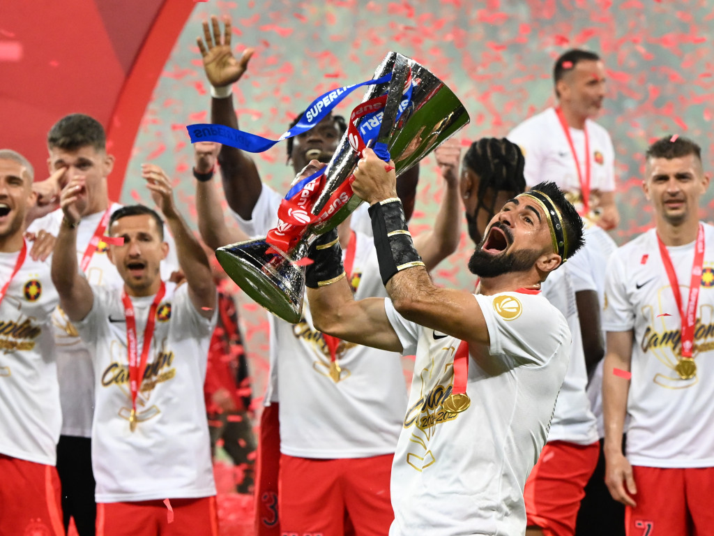 "Războinicul" Valentin Crețu: când s-a accidentat, de fapt, și câte meciuri a strâns din dinți pentru a juca