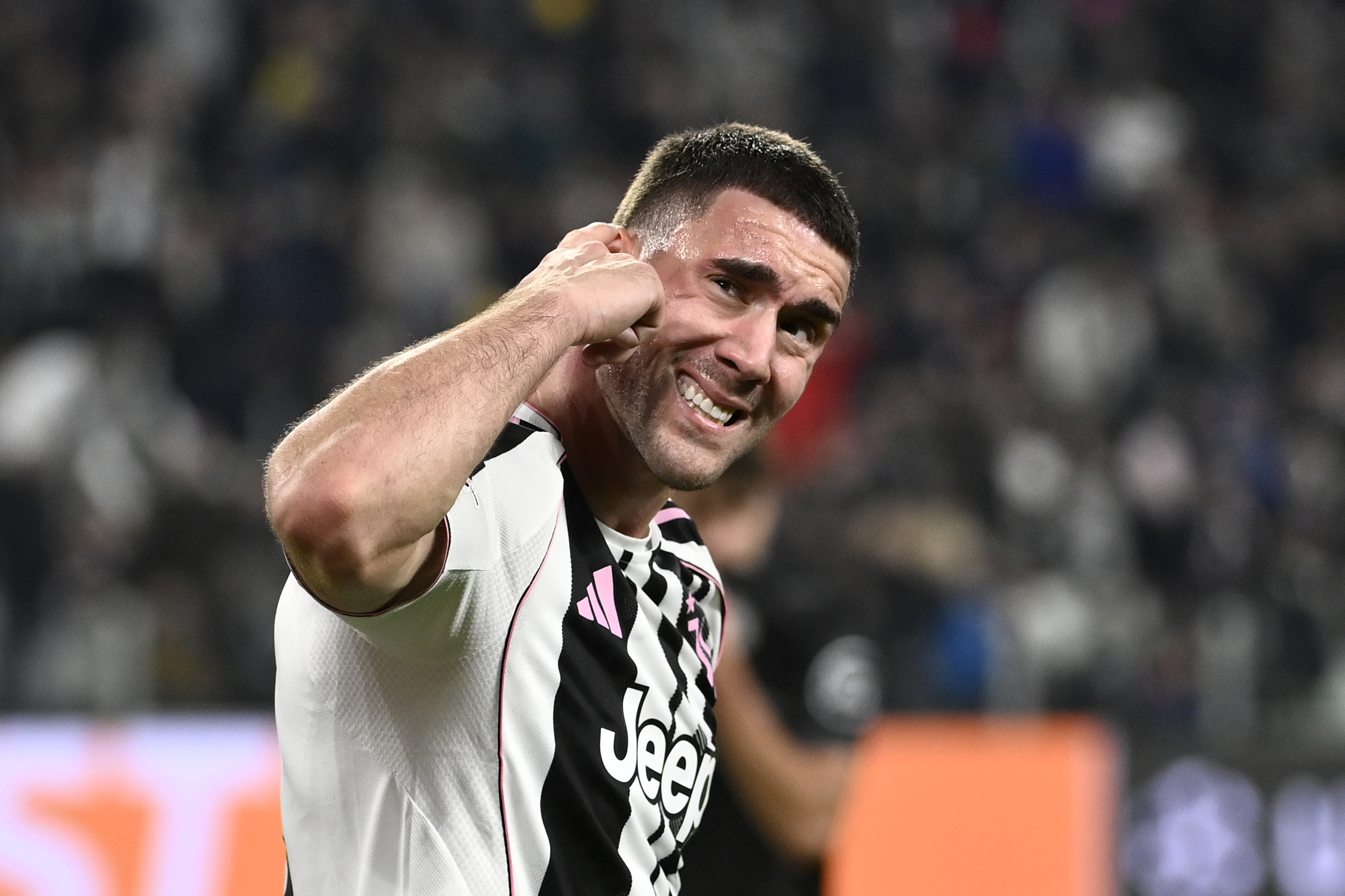 A venit anunțul: răsturnare spectaculoasă în privința lui Dusan Vlahovic, aflat pe lista Barcelonei!