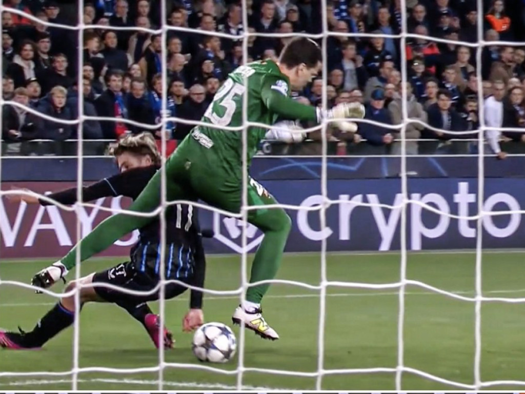 Controversă uriașă, după ce lui Brugge i-a fost ”anulată” victoria cu Barcelona! ”Gol valabil!” / ”E fault 100%”. Ce spun specialiștii