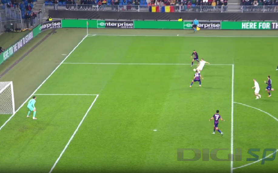 Trei cuvinte! Ce a scris presa din Elveția despre eurogolul lui Darius Olaru din Basel - FCSB