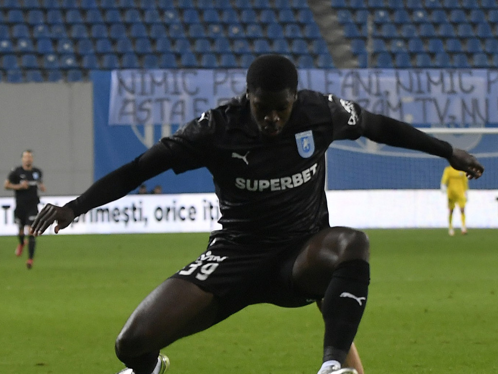 Noua ”bestie” a Universității Craiova! ”Ți-e frică să te lovească. E ieșit din comun”