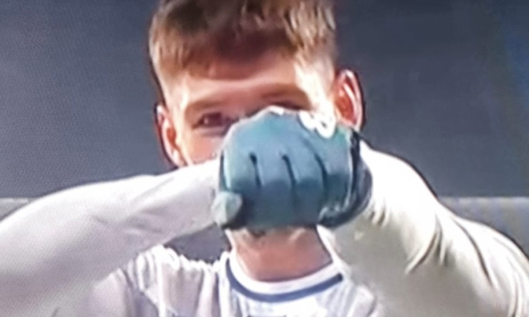 988059fb-cbff-497c-88ed-56cbc6d00388