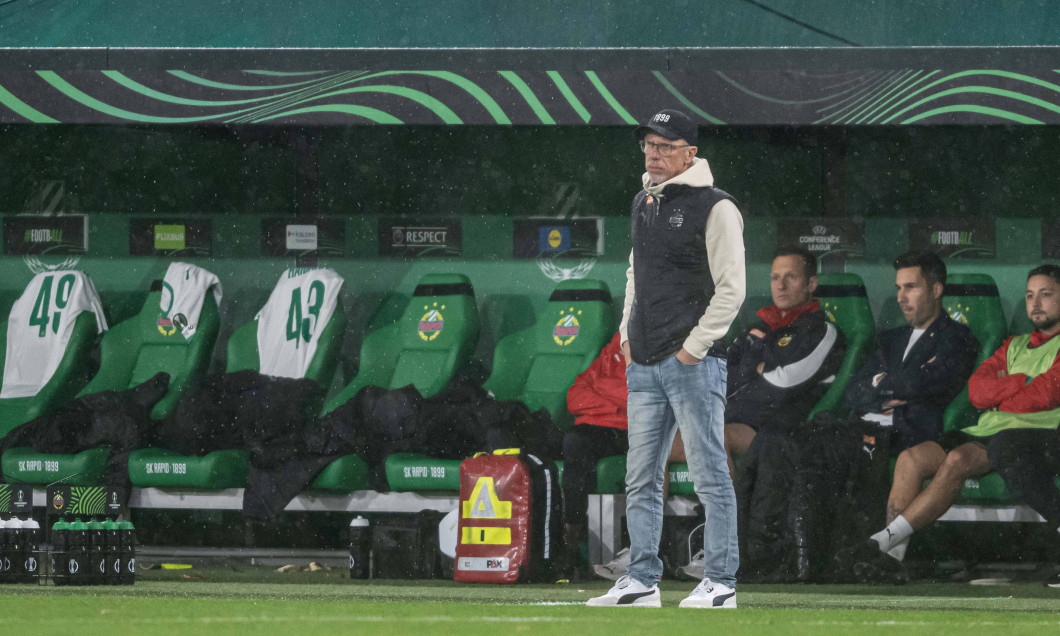 Peter Stoger during Europa Conference league match, SK Rapid Wien - ACF Fiorentina, 23. october 2025, Allianz stadium, W