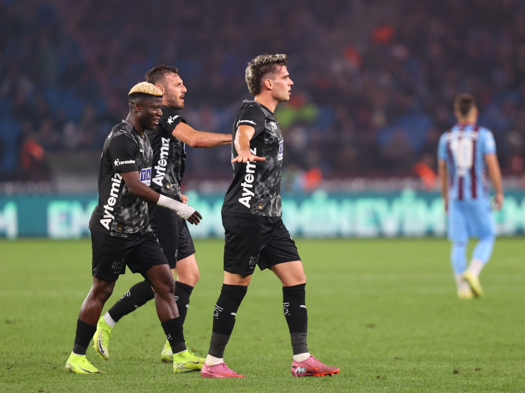 Cum l-au numit turcii pe Ianis Hagi, după golul marcat cu Trabzonspor