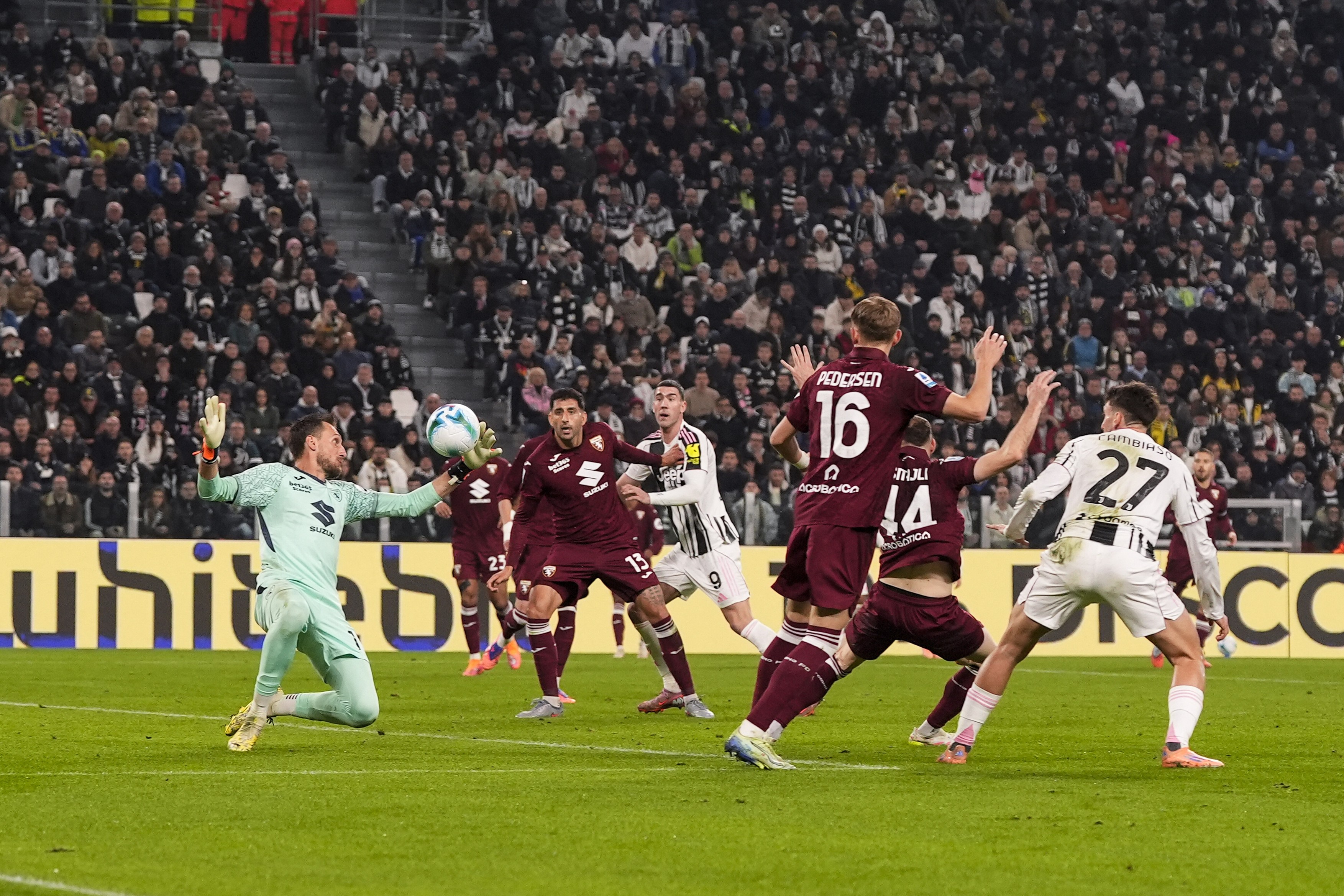 Juventus - Torino 0-0. Remiză ”albă” în Derby della Mole
