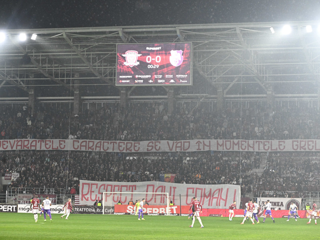 La unison! Ce a scandat tot Giuleștiul, în finalul partidei Rapid - FC Argeș
