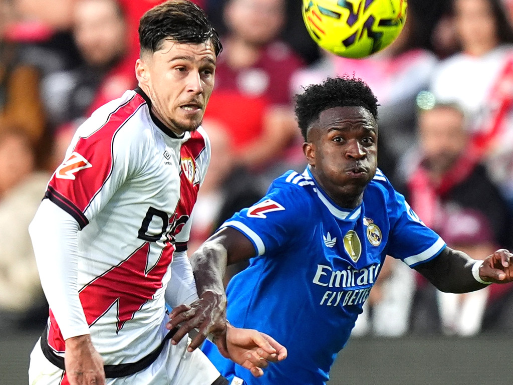 Impecabil: Andrei Rațiu l-a anihilat total pe Vinicius! Nota primită după Rayo - Real Madrid 0-0