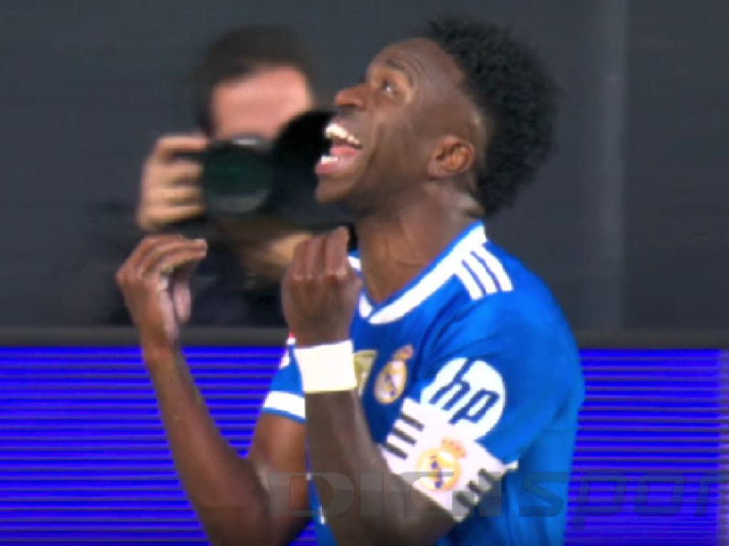 Pur și simplu nu i-a venit să creadă! Gestul făcut de Vinicius, după ce Rațiu l-a pus la pământ