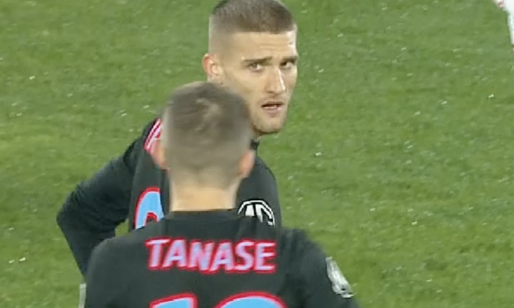 Screenshot 2025-11-09 at 23.07.01