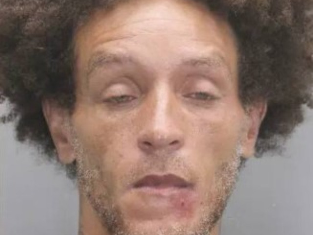 Viral instant. A fost milionar, iar acum a ajuns s&#259; cer&#537;easc&#259; pe str&#259;zi!