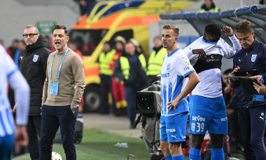 FOTBAL:UNIVERSITATEA CRAIOVA-UTA ARAD, SUPERLIGA SUPERBET (9.11.2025)