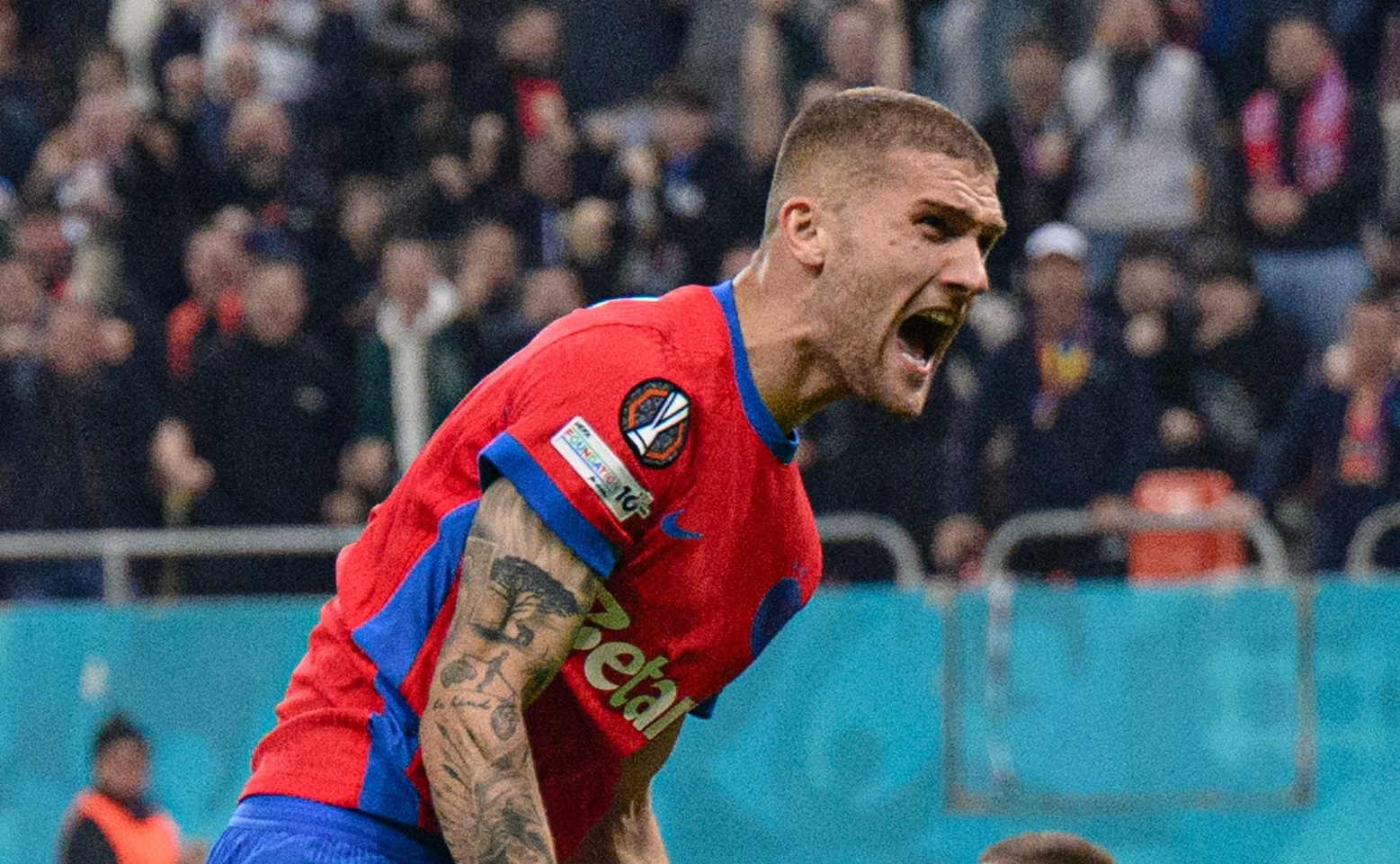 Deranjat de Gigi Becali, Bîrligea a pus mâna pe telefon: vrea să plece de la FCSB! Patronul a luat decizia