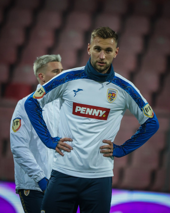 echipanationala_1763145051_3765856081332297808_2186446472