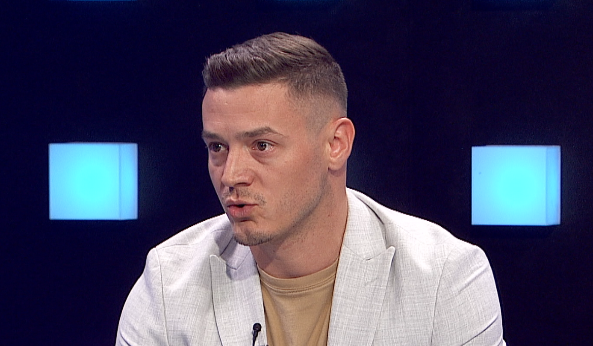 După ce a auzit ce sumă câștigă Mirel Rădoi la FCSB, Gabi Torje a făcut o dezvăluire: ”Înțelegi?”