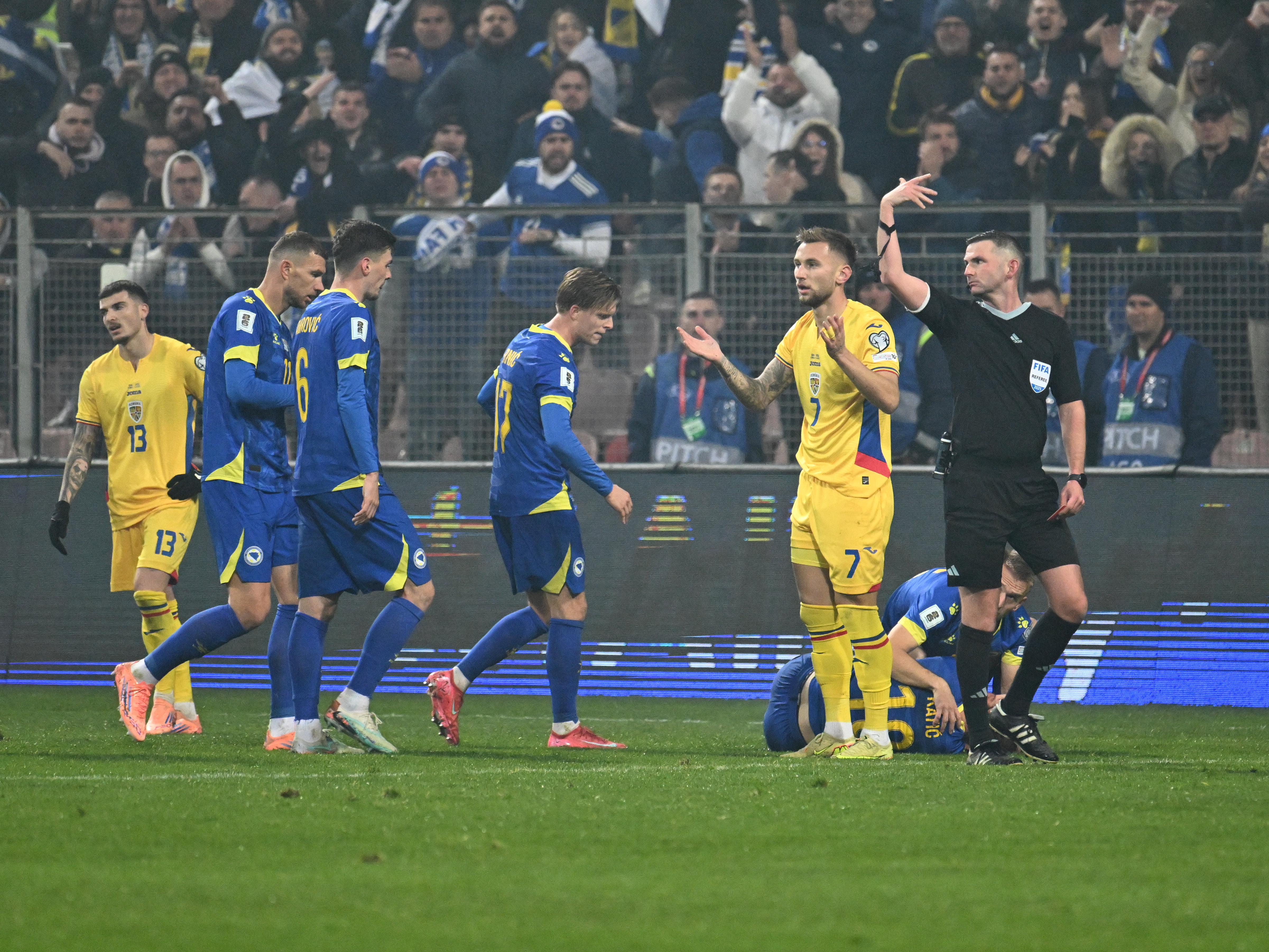 Gigi Becali i-a lăsat ”mască”: vrea la FCSB ”unul dintre eroii Bosniei”! ”Îi dă 1.000.000 €”