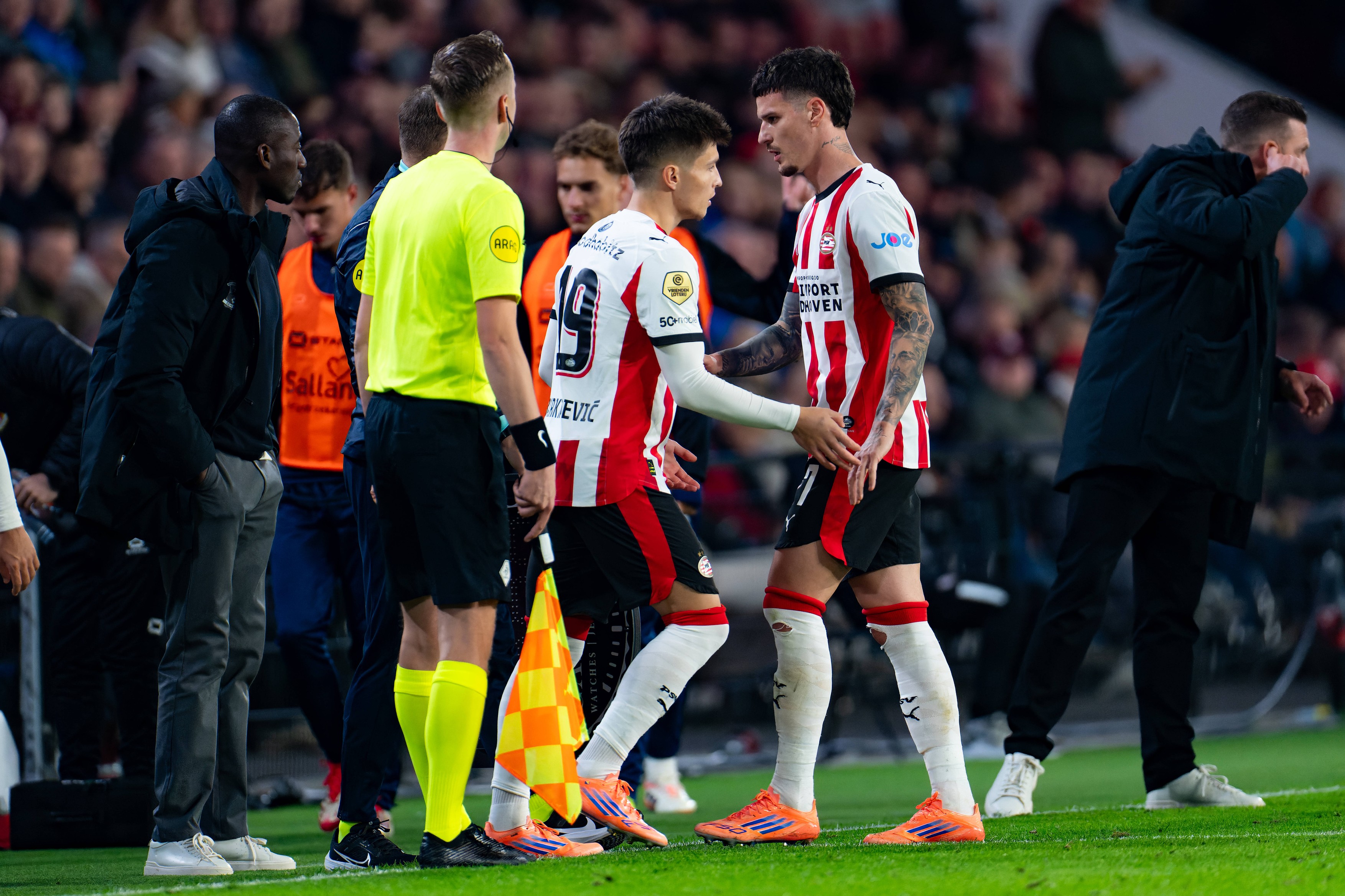Olandezii l-au văzut pe ”talentul PSV-ului” în Bosnia - România 3-1 și n-au stat pe gânduri: ”Crucial”