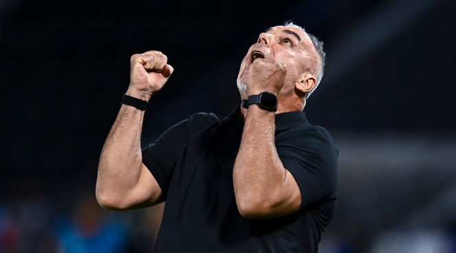 Răsturnare de situație: Cosmin Olăroiu reziliază și semnează un contract "faraonic"!