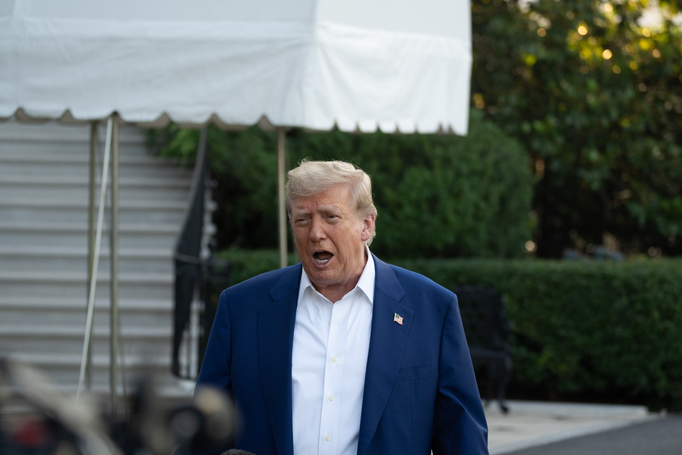 Ce lovitură: Donald Trump i-a INTERZIS în SUA! Anunțul a fost făcut