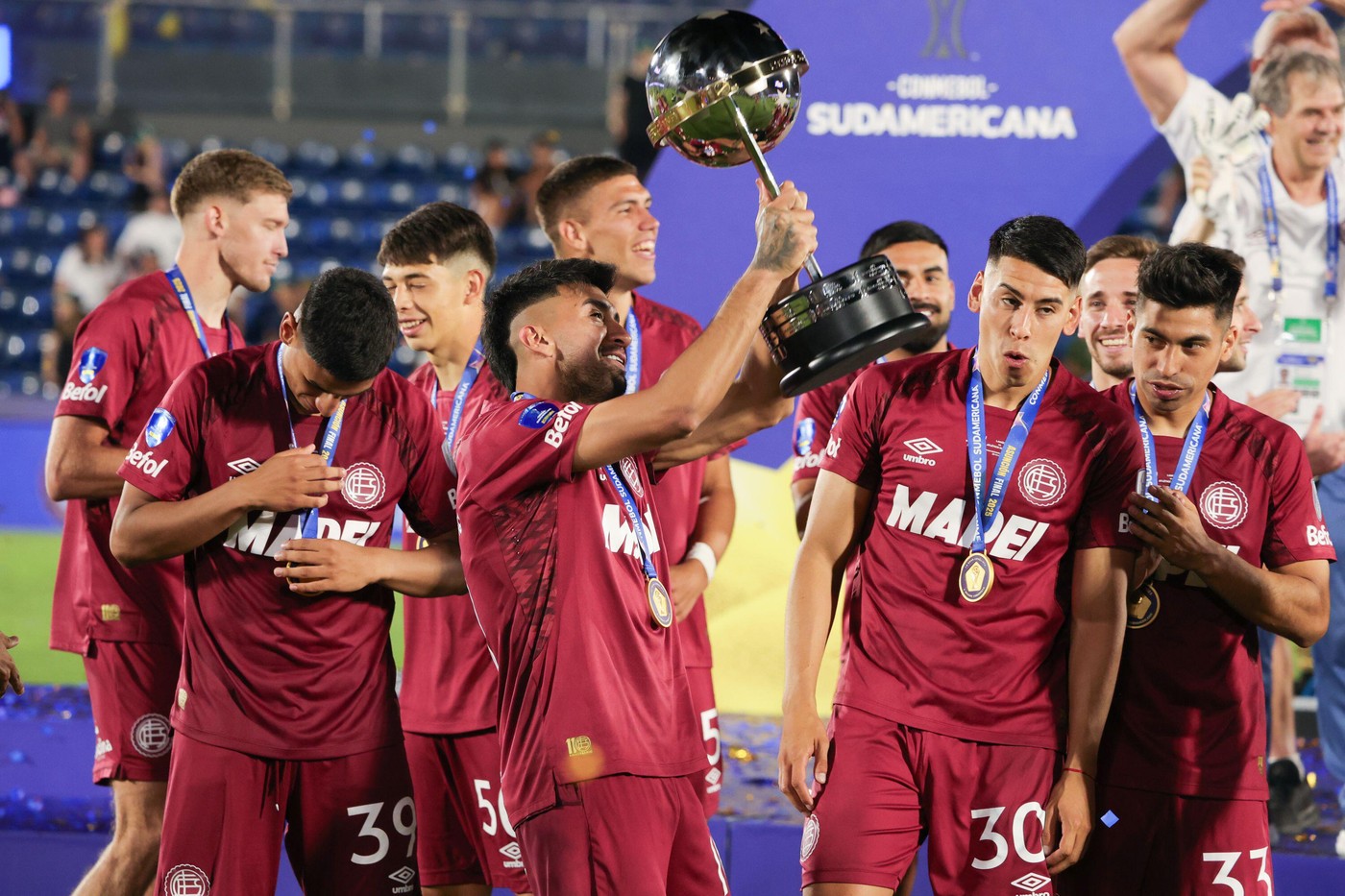Lanus a dat lovitura în America de Sud
